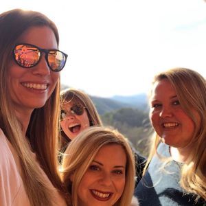 Meet your Posher, Christine